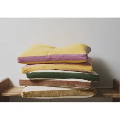 Pomax Coussins-ALPHA BORDERS - coussin - lin / velours - L 60 x W 40 cm - cannelle