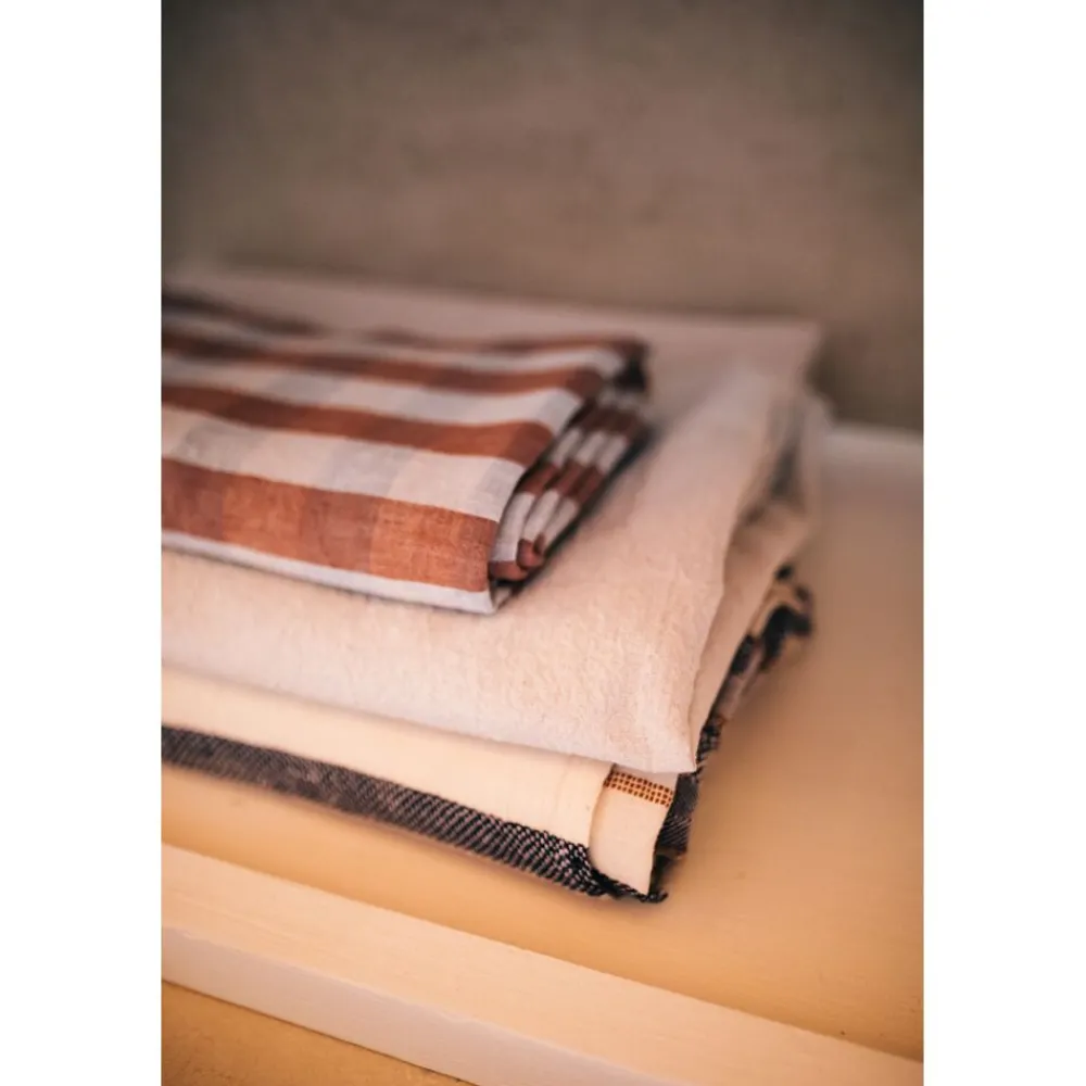 Pomax Linge De Table-AMALIA - nappe de table - lin - L 250 x W 170 cm - rouge