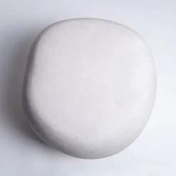 Pomax Poufs-PEBBLE - table d'appoint - fibre d'argile - L 48 x W 46 x H 35,5 cm - blanc