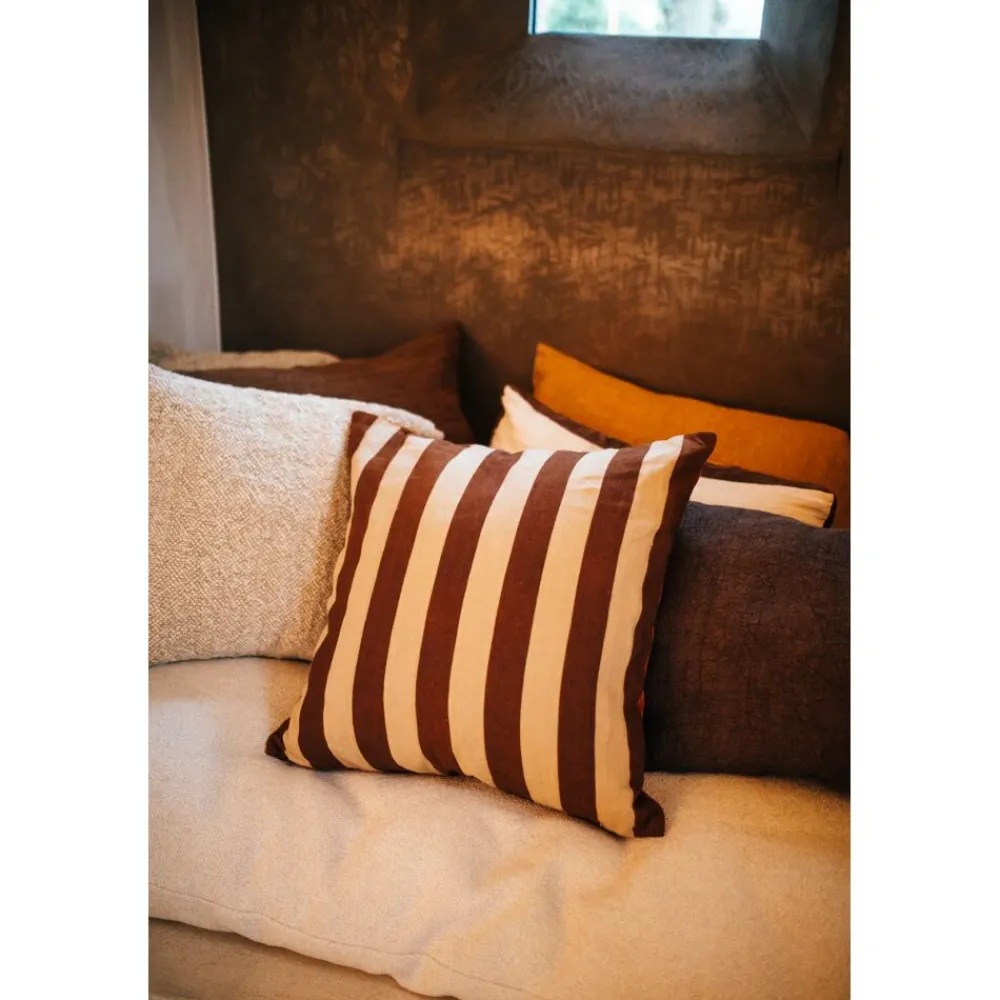 Pomax Coussins-WILDLIFE - coussin - lin / coton - L 60 x W 60 cm - chocolat